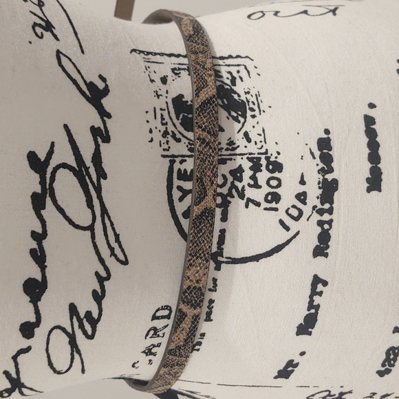NEW snakeskin belt M/L Express (2 for $12 or 3 for $18 bundle deal) - Picture 3 of 5